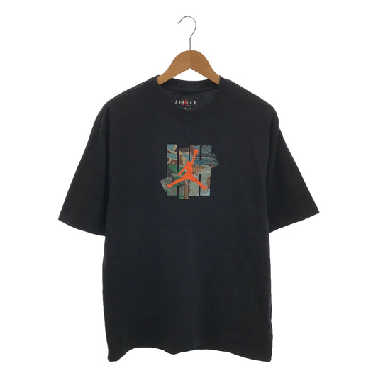 UNDEFEATED / アンディフィーテッド | Nike Jordan x Undefeated Strikes Tee / 両面プリントTシャツ カットソー | M | ブラック | メンズ