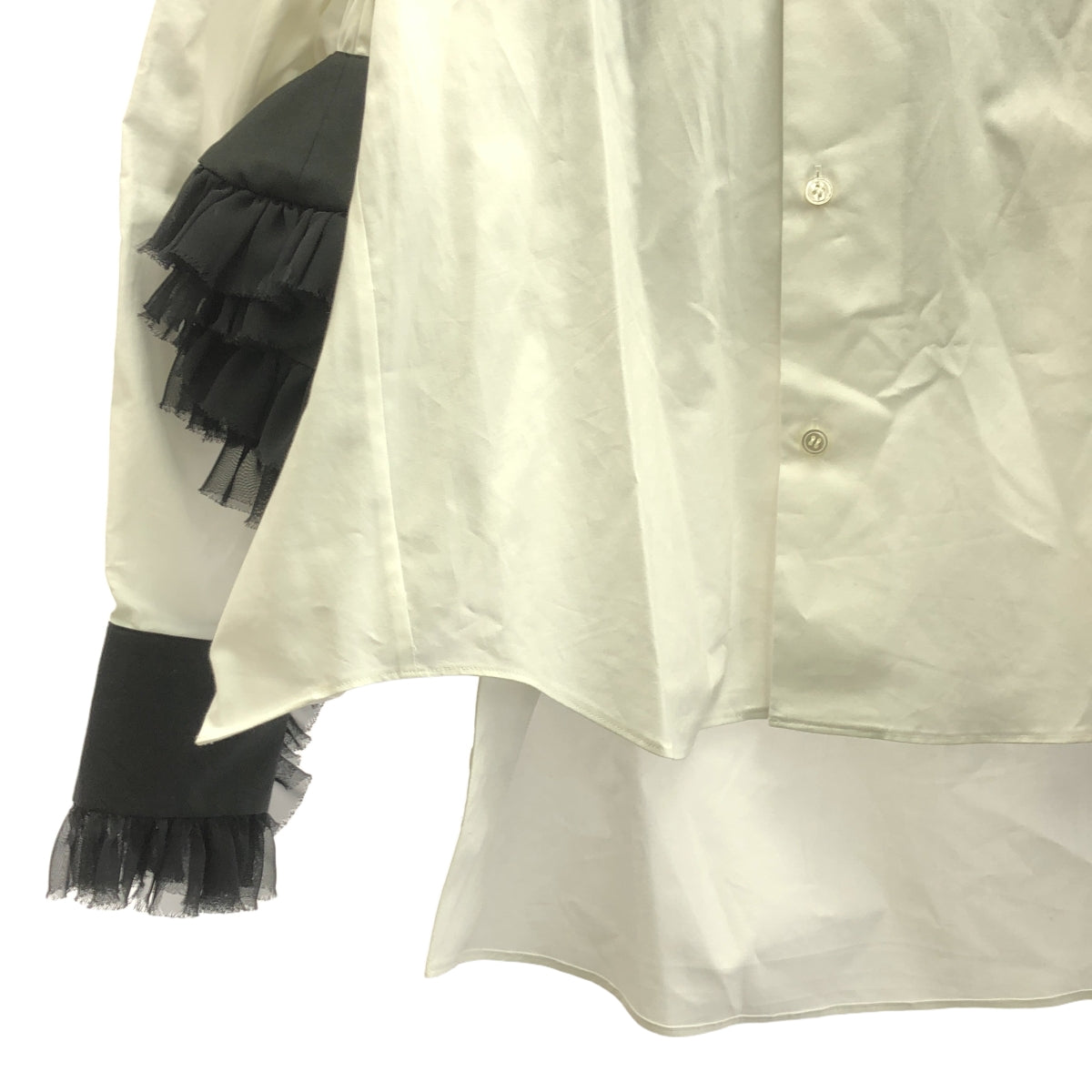 【美品】  noir kei ninomiya / ノワールケイニノミヤ | 2024SS | フリル 丸襟 シャツブラウス | S | ホワイト/ブラック | レディース