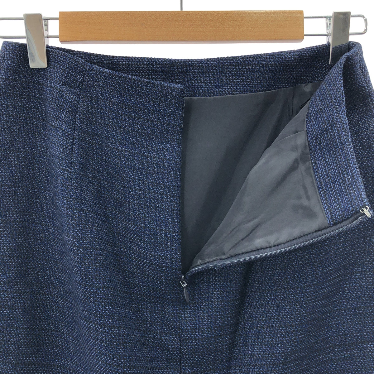 【美品】  INDIVI / インディヴィ | セットアップ ツイード ノーカラー ジャケット / バックジップ スカート / 総裏地 | 38 | ネイビー | レディース