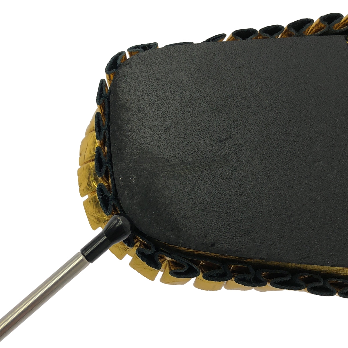 德賴斯·範諾頓 | 皮革荷葉邊方頭涼鞋 | 38碼 |