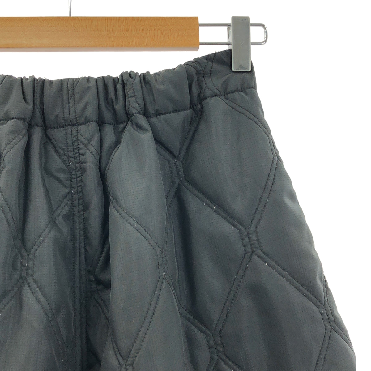 Ganni / ガニー | Ripstop Quilt Wavy Hem Skirt キルティング ロングスカート | 36 | ブラック | レディース