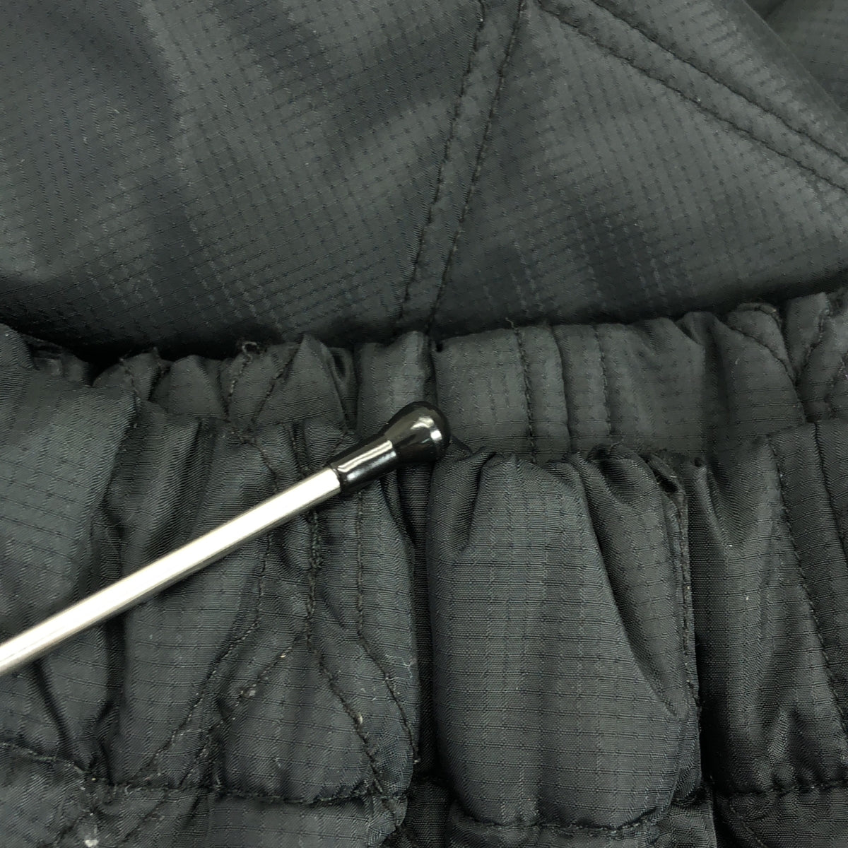 Ganni / ガニー | Ripstop Quilt Wavy Hem Skirt キルティング ロングスカート | 36 | ブラック | レディース