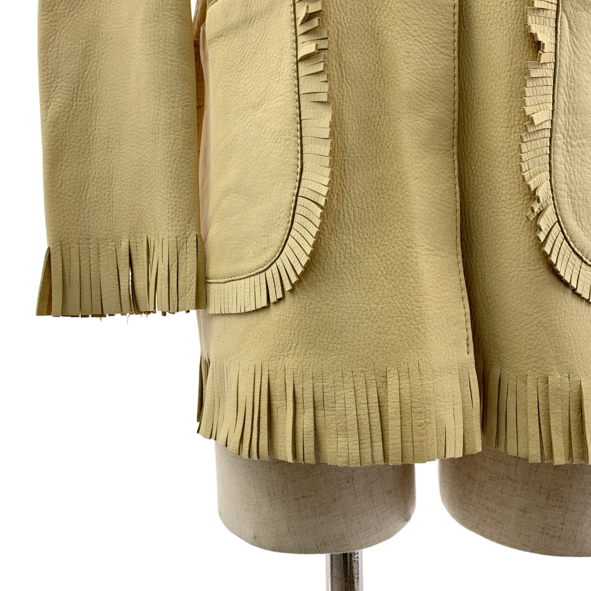 My Dear Tejas / 마이 디어 테하스 | × therapy Pants / Richeards Jacket / 사슴 가죽 가죽 엠블로이드 프린지 노 컬러 재킷 |