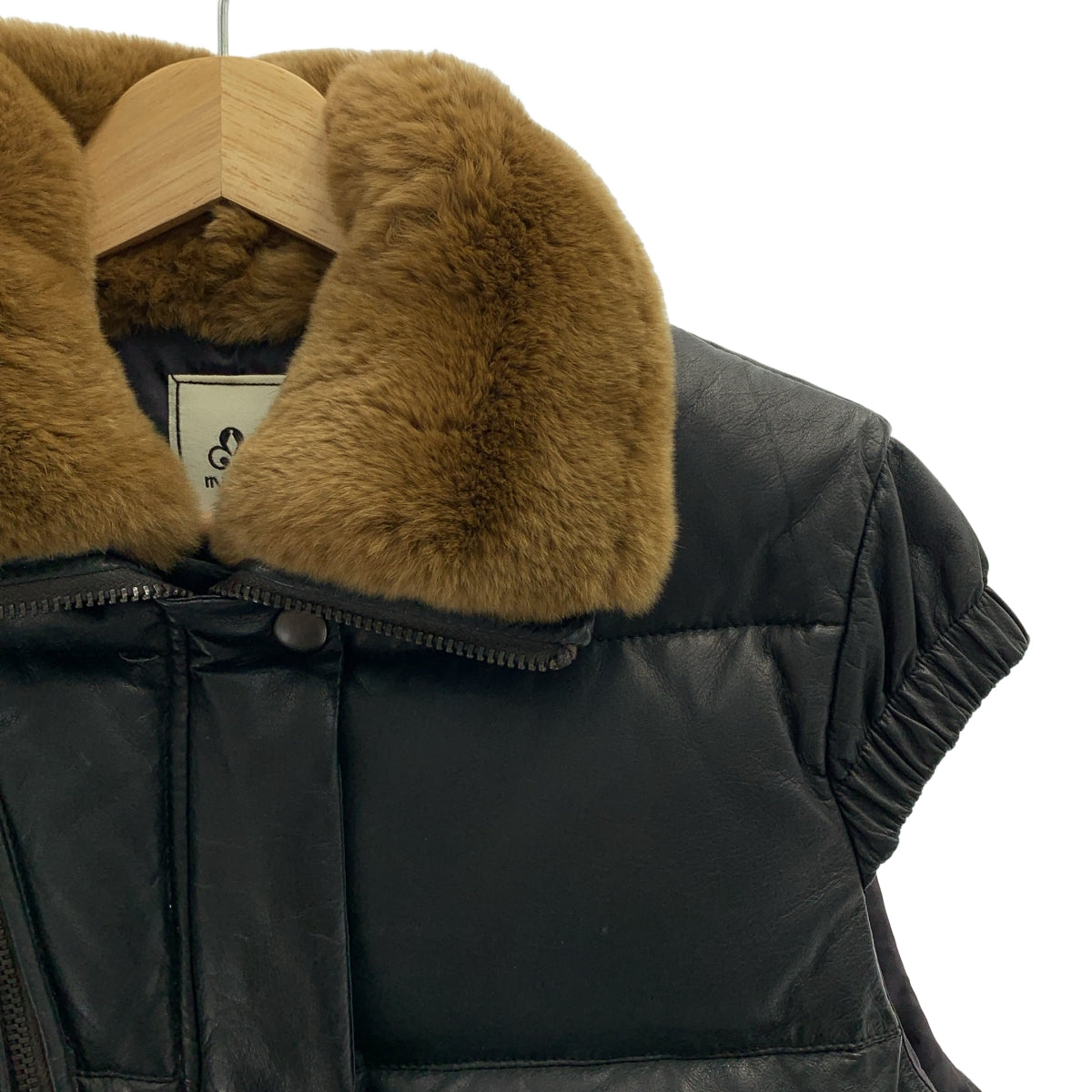 mando / 맨드 | 래빗 퍼 디어 스킨 가죽 다운 베스트 | 38 |