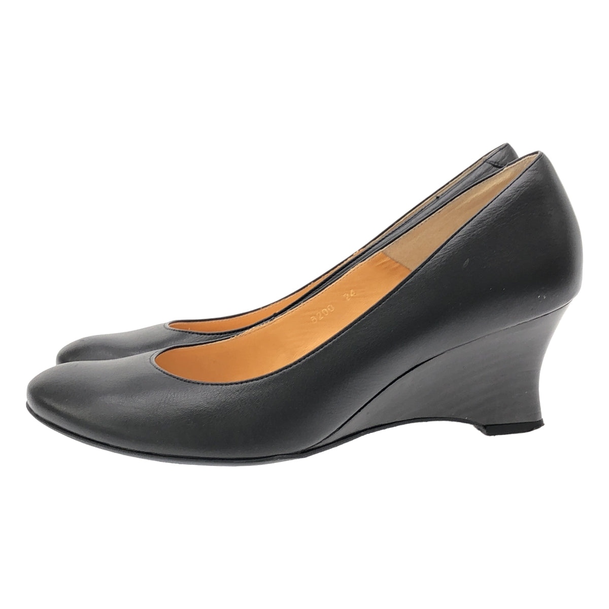 [狀況極佳] ATELIER BRUGGE | 皮革坡跟高跟鞋 | 尺寸 24 | 黑色 | 女款