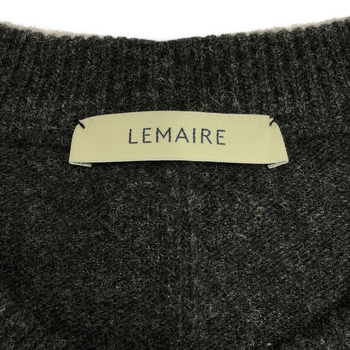 [品相良好] LEMAIRE | 2024秋冬 |無菸煤混色修身開襟衫羊毛圓領開襟衫 | M |灰色 |女性的