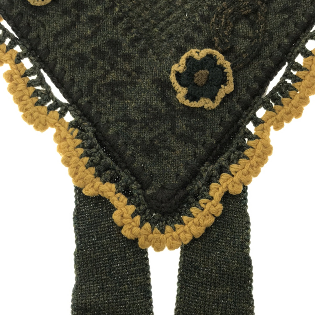 [New] Mame Kurogouchi | 2022AW | floral motif hand-knitted scarf | 1 | khaki