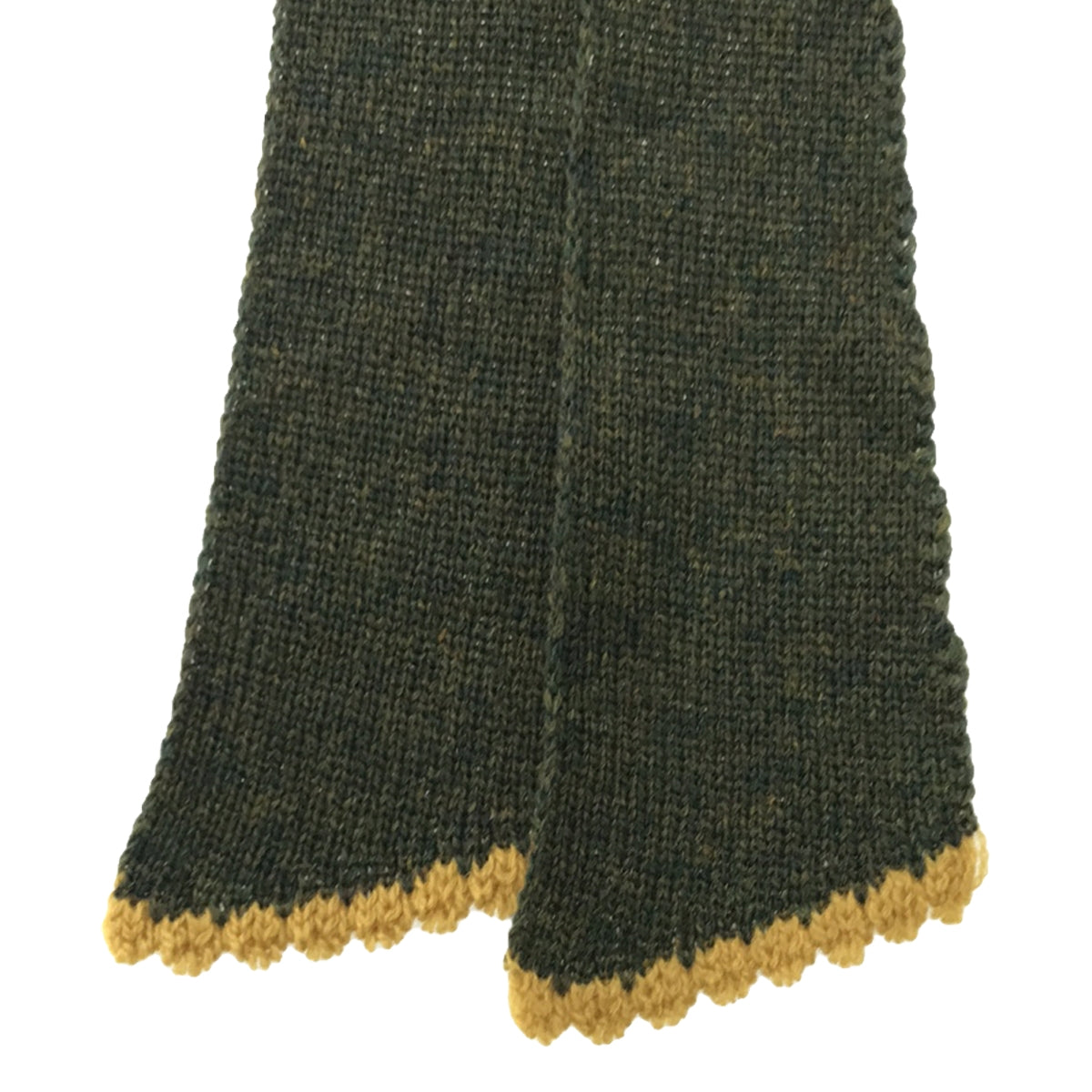 [New] Mame Kurogouchi | 2022AW | floral motif hand-knitted scarf | 1 | khaki