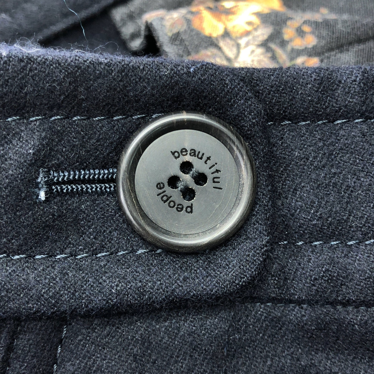 beautiful people / ビューティフルピープル | ウール サイドジップ ワイド フレア ブーツカット パンツ / 柄裏地 | 38 | ネイビー | レディース