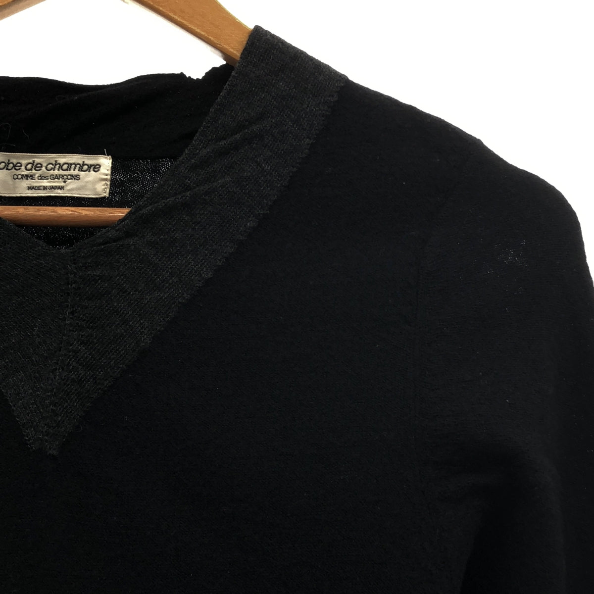 robe de chambre COMME des GARCONS | AD1998 | Wool V-neck bicolor knit |