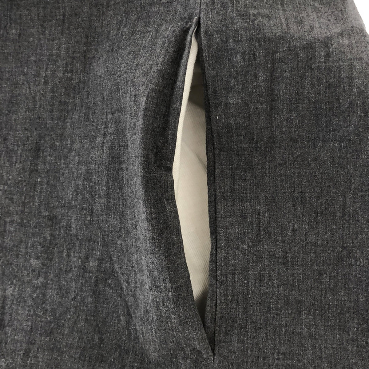 nooy / 누이 | 스트라이프 전환 민소매 원피스 | 2 | 자연 / 회색 | 여성