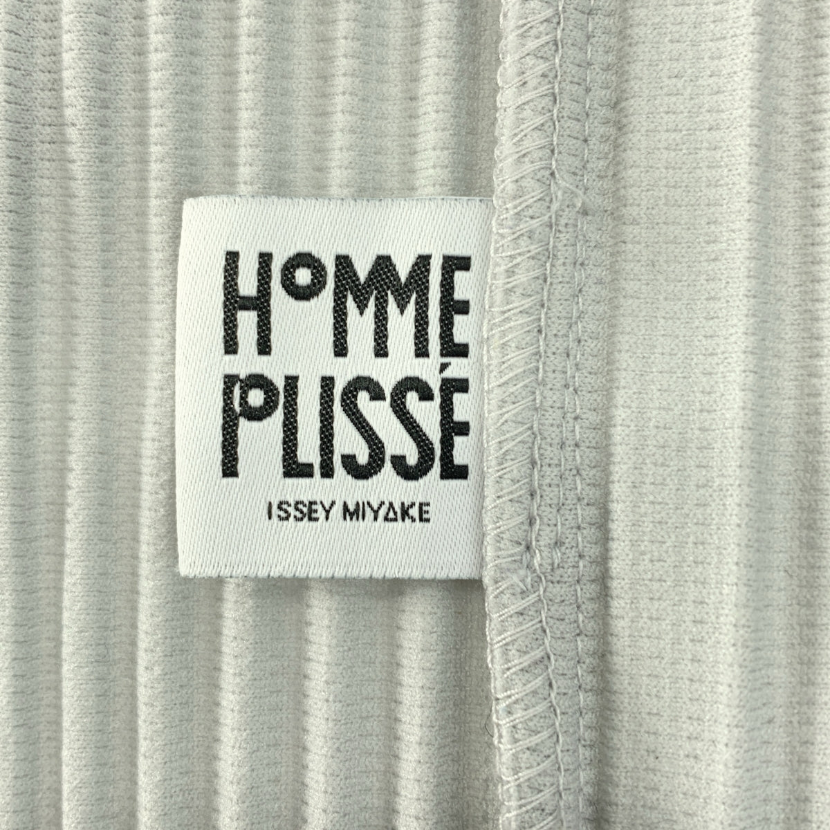 HOMME PLISSE ISSEY MIYAKE / オムプリッセイッセイミヤケ | プリーツ Vネック ベスト | 3 | メンズ