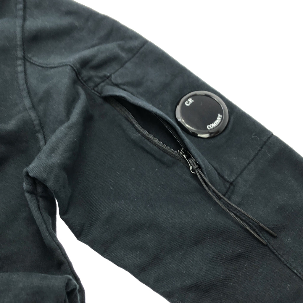 CP COMPANY / 씨피 컴퍼니 | LIGHT FLEECE SWEATSHIRT / 크루넥 스웨트셔츠 컷소우 | 블랙 | 맨즈