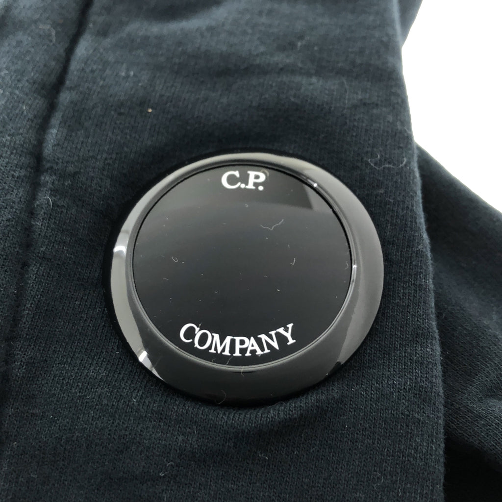 CP COMPANY / 씨피 컴퍼니 | LIGHT FLEECE SWEATSHIRT / 크루넥 스웨트셔츠 컷소우 | 블랙 | 맨즈