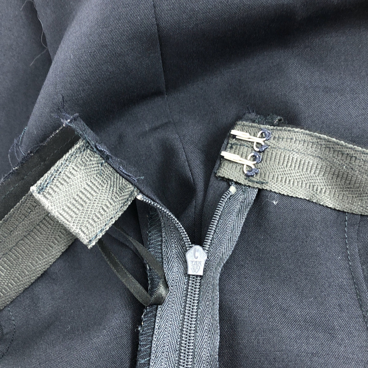 COMME des GARCONS / コムデギャルソン | 2003SS | ウール カットオフ スリット ロングスカート | S | ネイビー | レディース