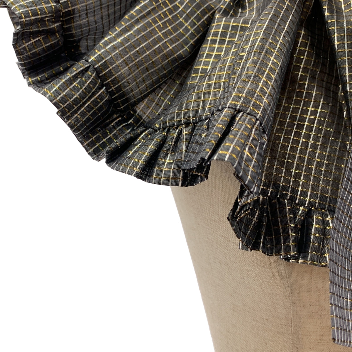 HOUGA / ホウガ | フリル 装飾 ボリューム 付け襟 |