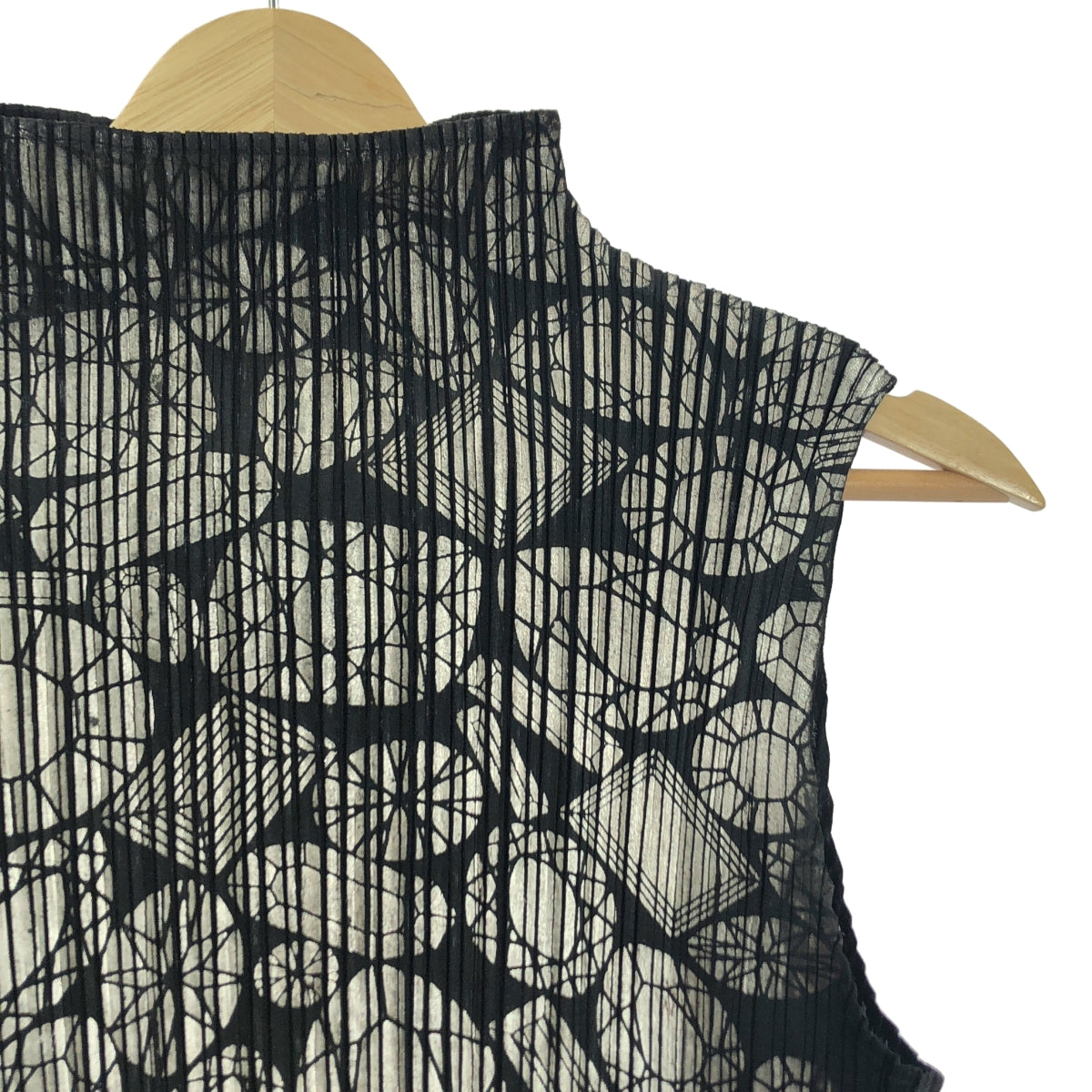 PLEATS PLEASE ISSEY MIYAKE / プリーツプリーズイッセイミヤケ | 総柄 ハイネック ノースリーブ プルオーバー | 4 | レディース