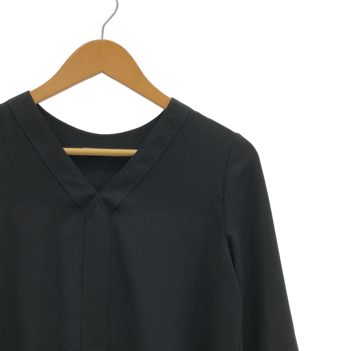 theory luxe / セオリーリュクス | PEARL.GGT SHRRE Vネック ブラウス シャツ | 36 | ブラック | レディース