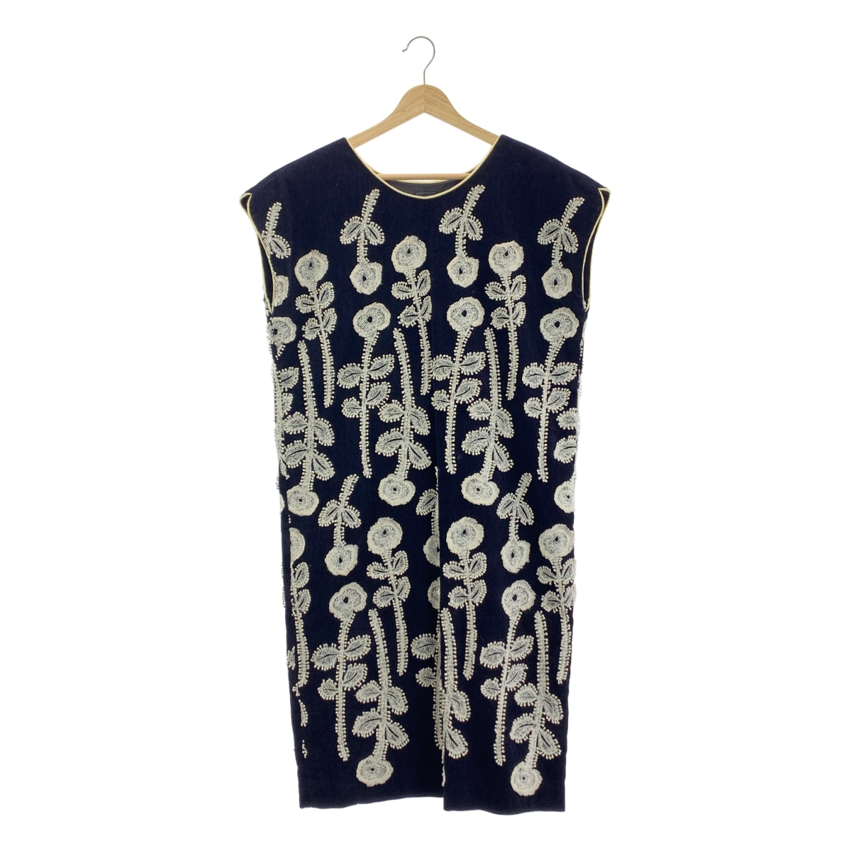 mina perhonen / 미나펠호넨 | 2014AW | frost garden / 포레스트 가든 엠브로이드리 원피스 / 총 안감 |