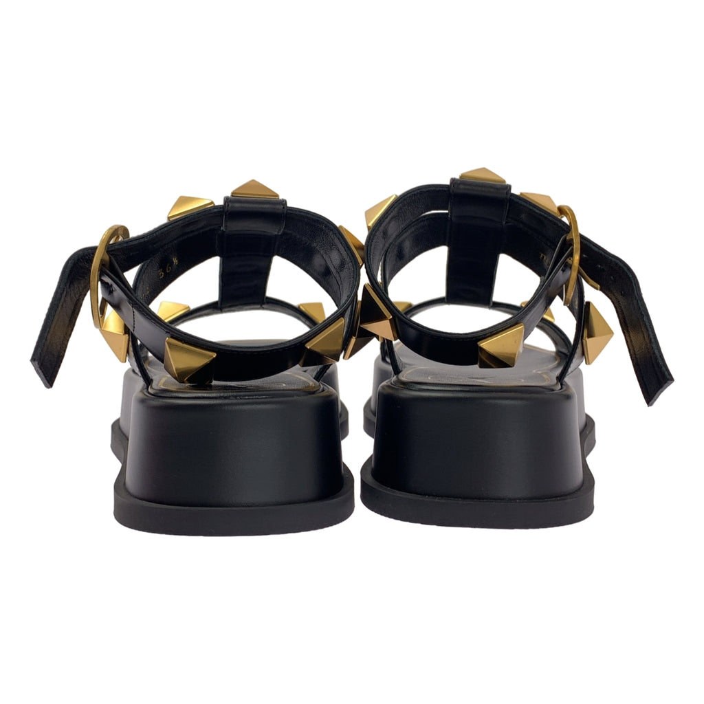 華倫天奴 | 羅馬鉚釘涼鞋 | 36.5碼 | 女款