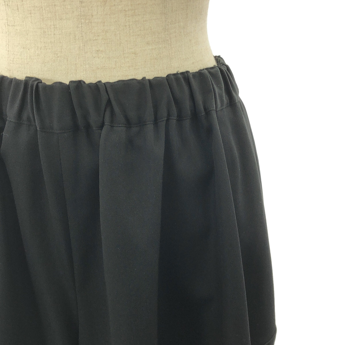 【美品】  COMME des GARCONS COMME des GARCONS / コムコム | 2018SS | 変形 立体 アシンメトリー ドローストリング バルーン スカート パンツ | XS | ブラック | レディース