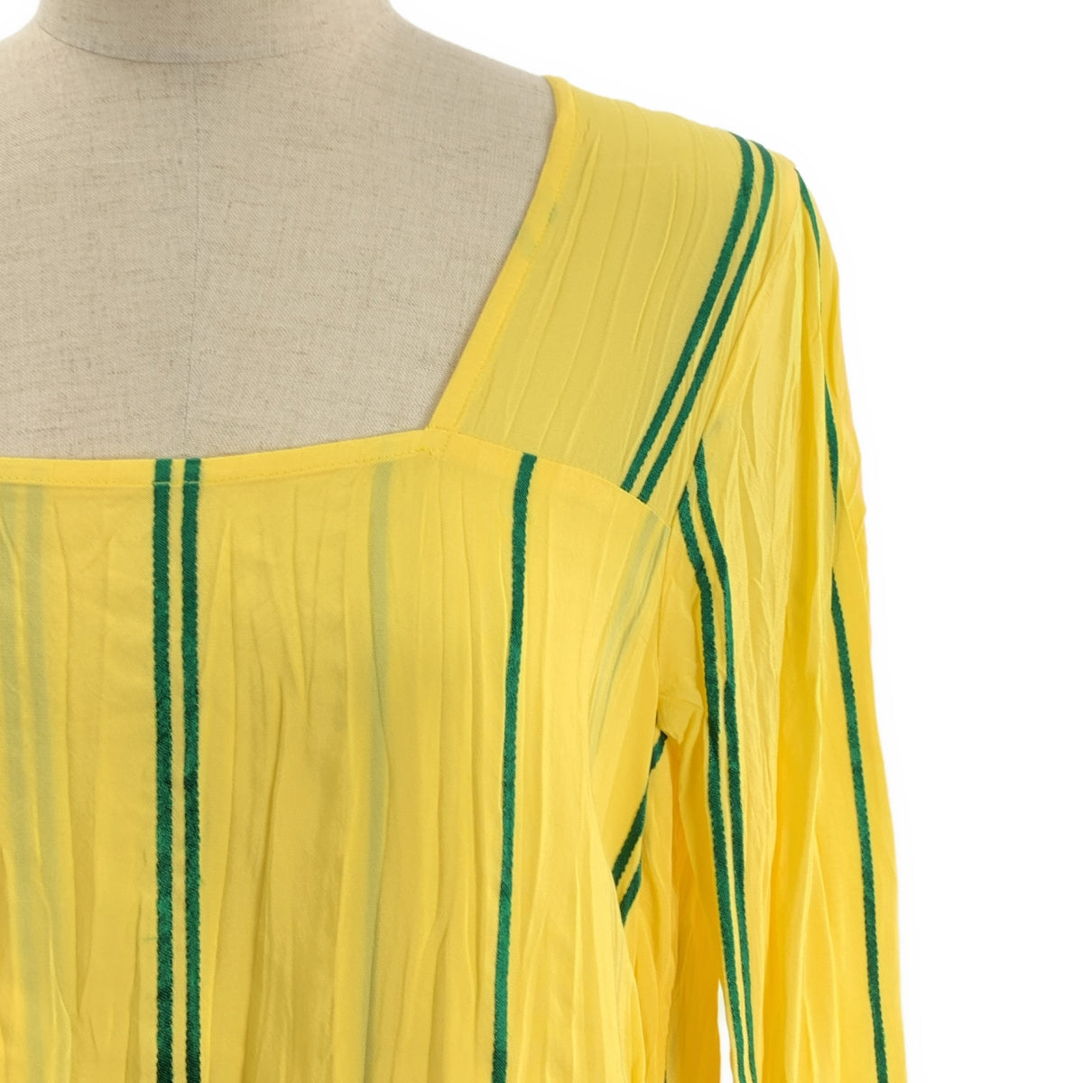 AKANE UTSUNOMIYA アカネウツノミヤ 長袖ニット yellow AKANE