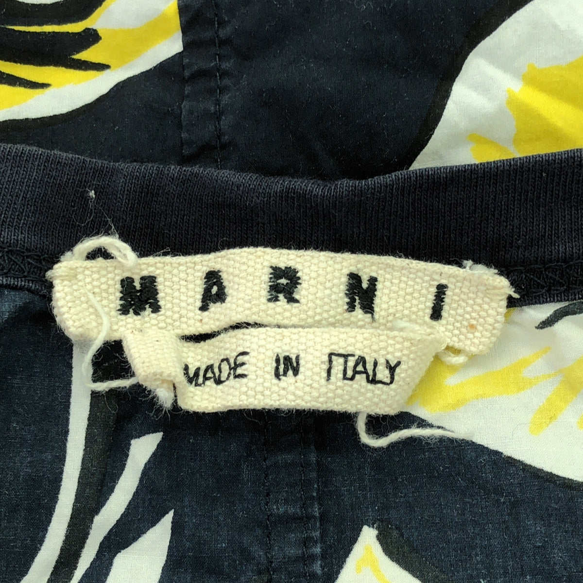 MARNI | Back print cut and sew | 46 | Navy/Yellow | Men's