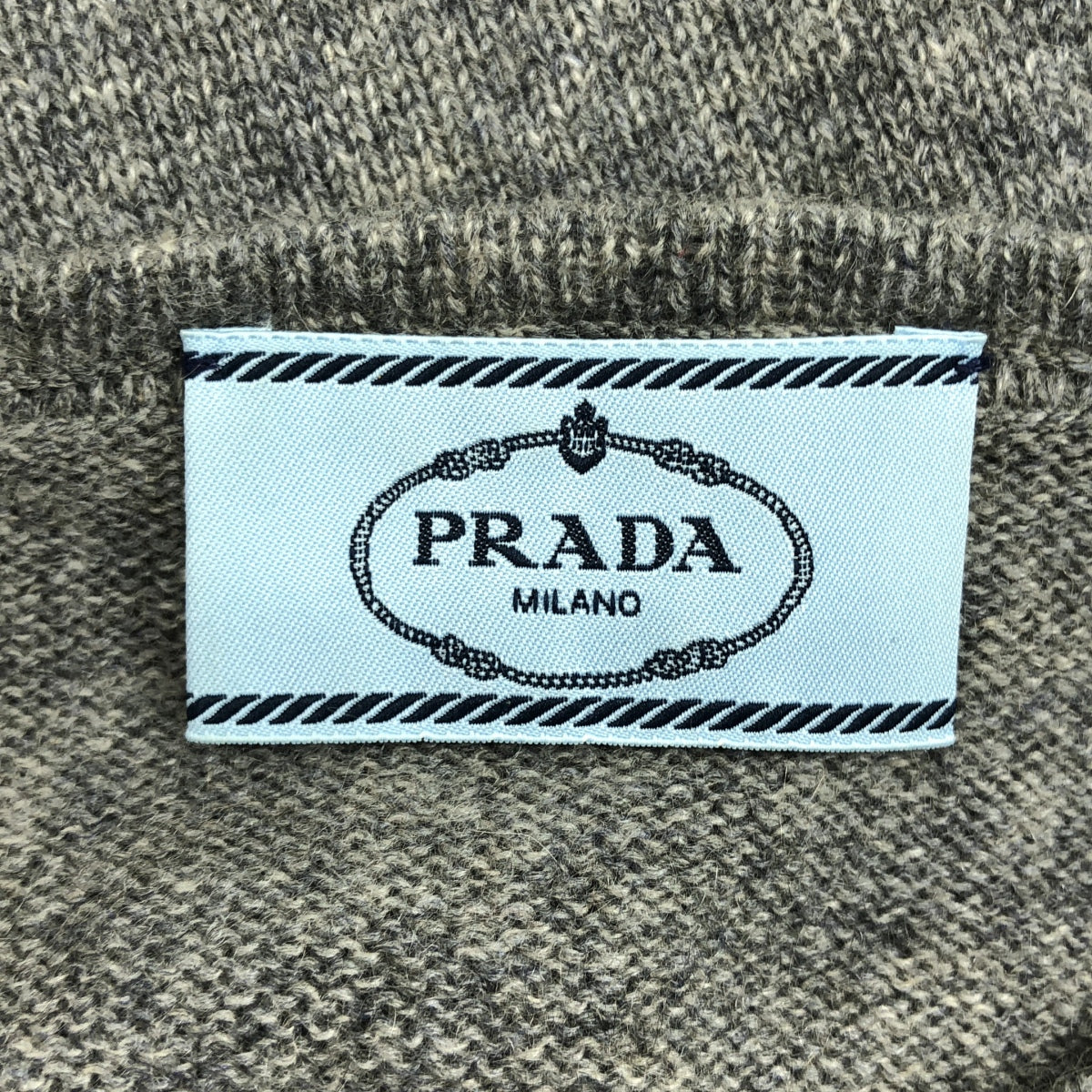 PRADA | 羊絨針織套衫 | 38碼 | 女款