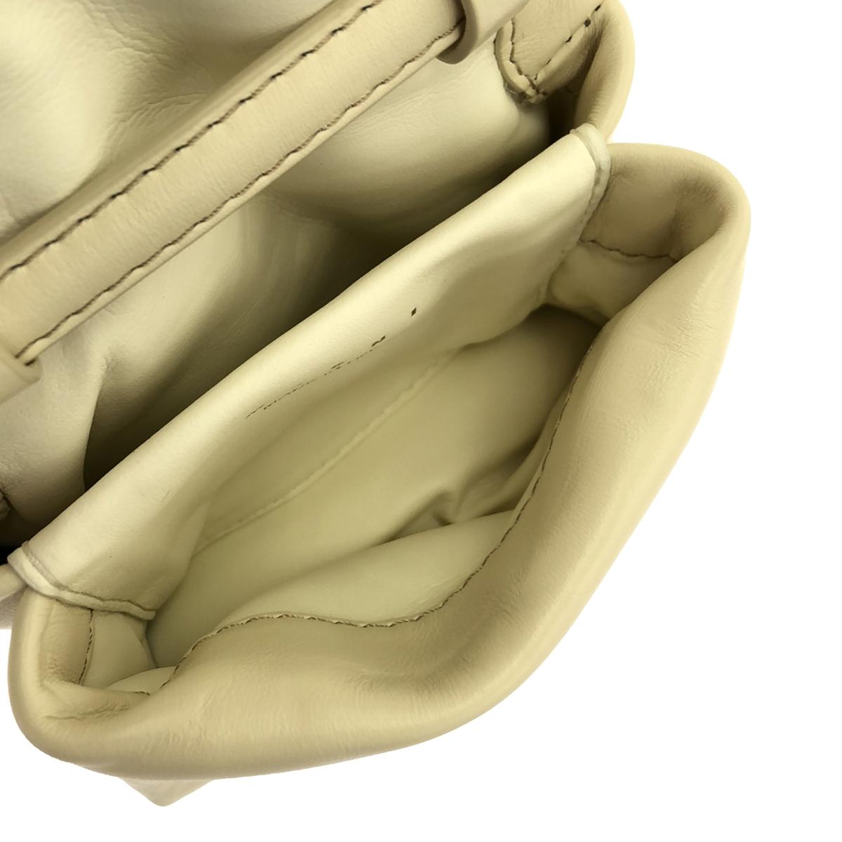 [狀況良好] MARNI | 2023秋冬 |迷你 PRISMA 手拿包 |白色 |女性的