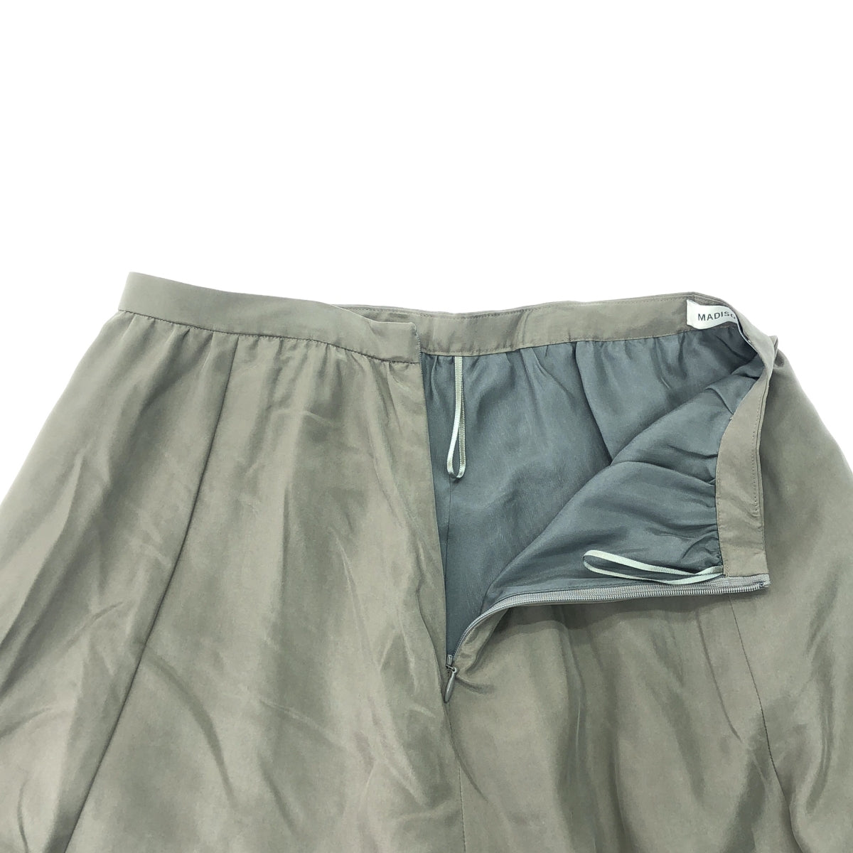 【美品】  MADISON BLUE / マディソンブルー | 2023SS | VIAS SKIRT SILK / シルク フレア スカート / 裏地付き | 00（XS) | グレー | レディース