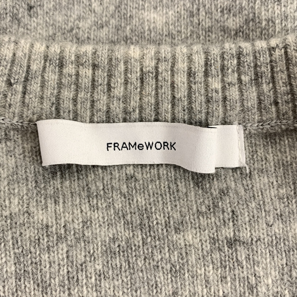 Framework | 2023 秋冬系列 | 水藍 / V 領套頭羊絨混紡針織衫 | F 碼 | 女款