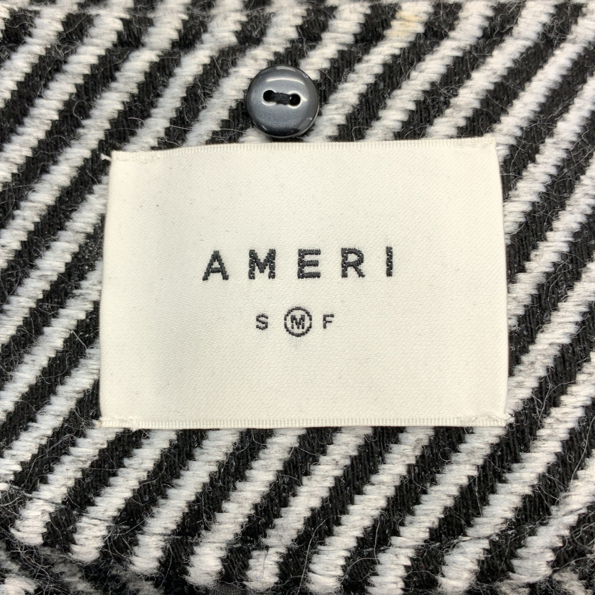 AMERI | 雙向披肩泡泡袖斗篷外套 | M碼 |