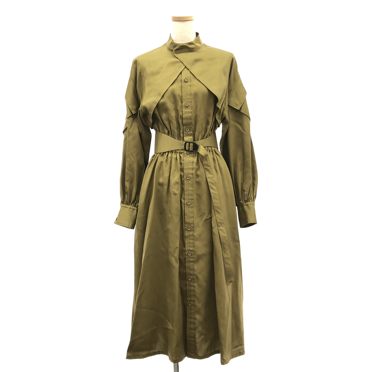 [狀況極佳] HYKE | 人造絲混紡多層領連身裙 | 尺寸 1 | 卡其色 | 女款