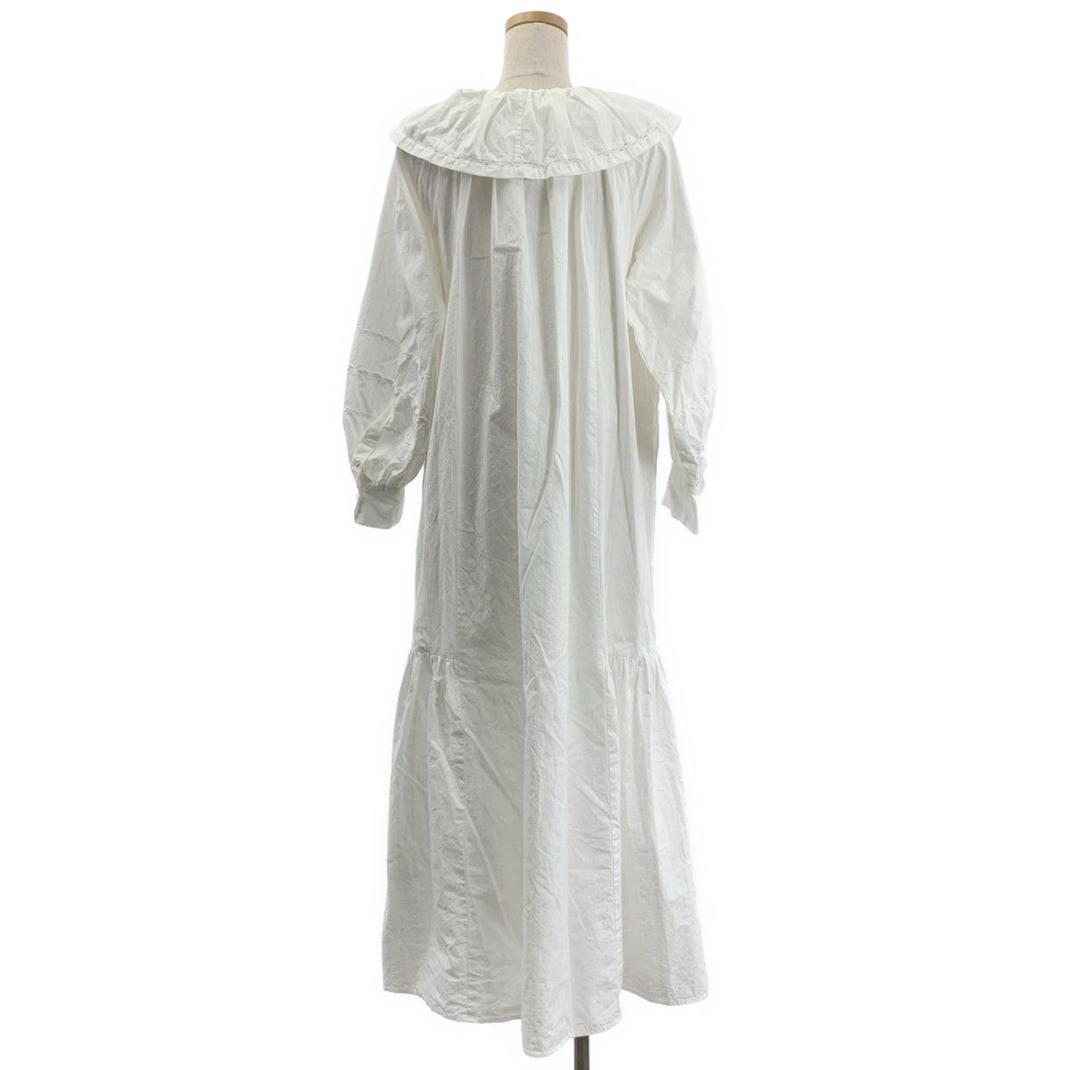 ne Quittez pas / 누키테파 | Poplin Dobby Zigzag Tape Big Collar Dress / 개더 볼륨 드레스 원피스 / 안감 | M |