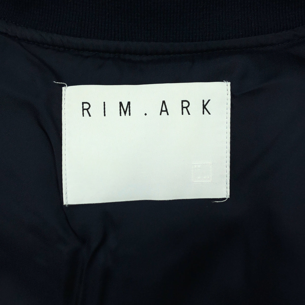 RIM.ARK / 림 아크 | 2022AW | Puff sleeve MA-1 long JK 퍼프 슬리브 재킷 | F | 네이비 | 여성