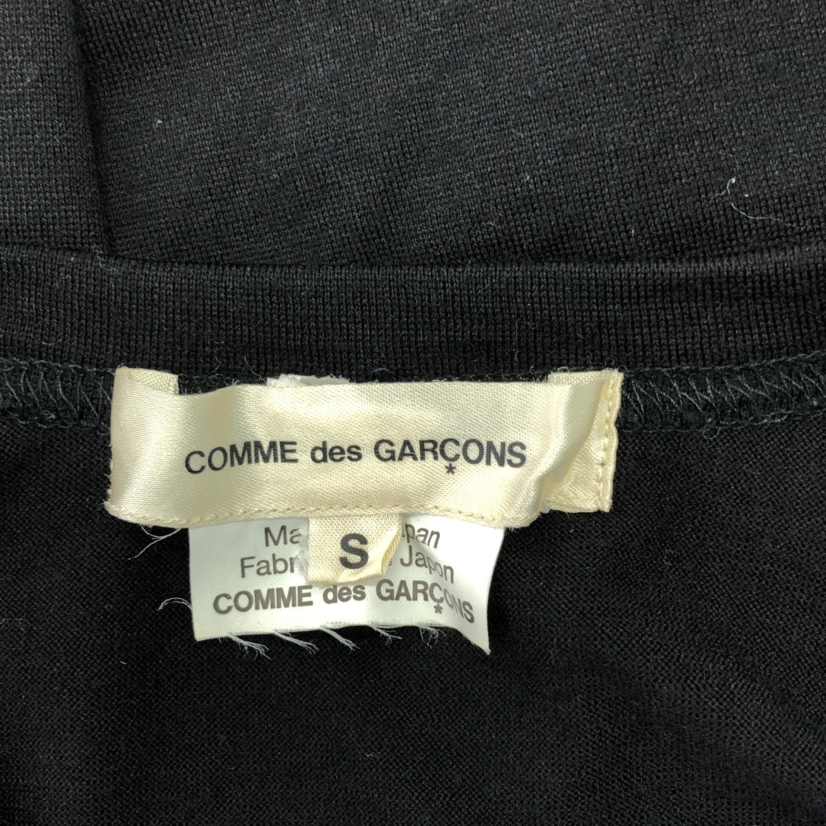 COMME des GARCONS | 2019AW | 羊毛肩部設計長袖剪裁與縫紉 | S | 女款