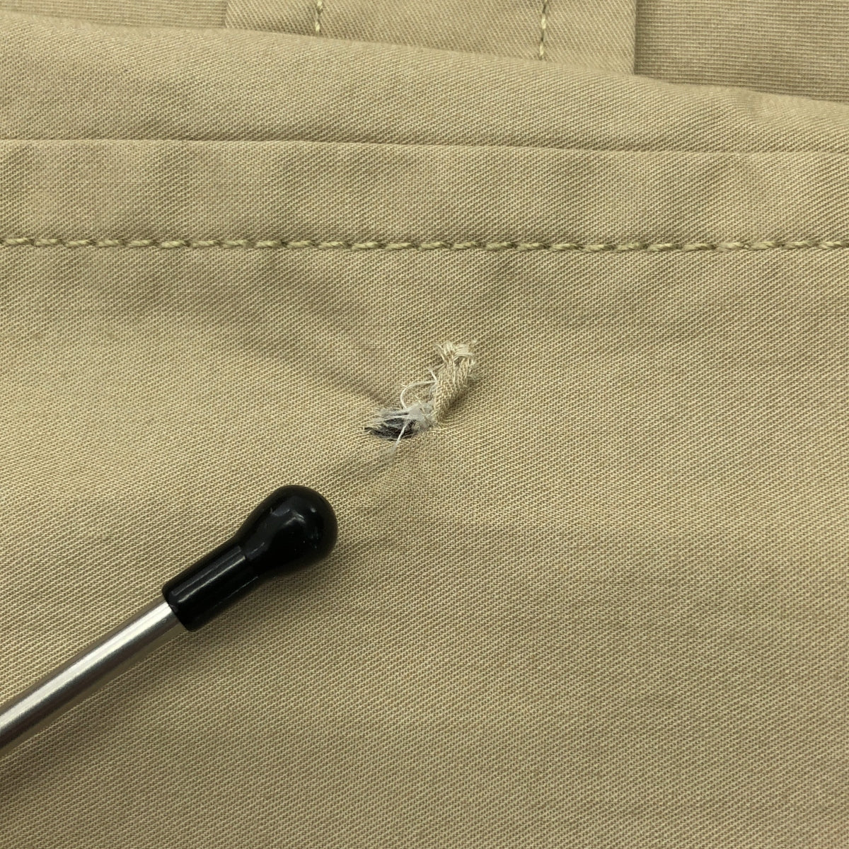 狀況極佳 COACH 棉質風衣，帶標誌性襯裡，XS 碼，米色，女款