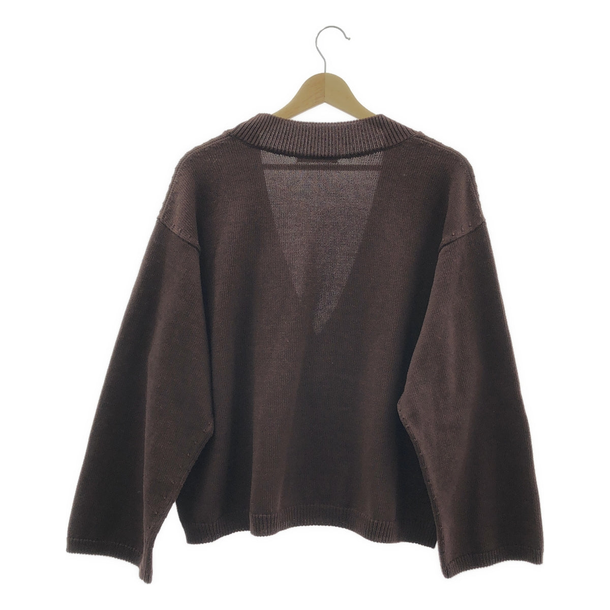 Plage / 플라주 | 2025SS | Low V Neck 코튼 크롭 V 넥 니트 | 브라운 | 여성