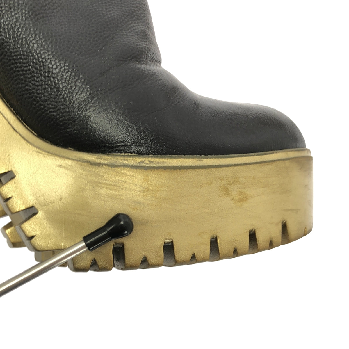 YVES SAINT LAURENT rive gauche / 이브산 로랑 리브 고슈 | 가죽 사이드 지퍼 힐 짧은 부츠 | 38 |