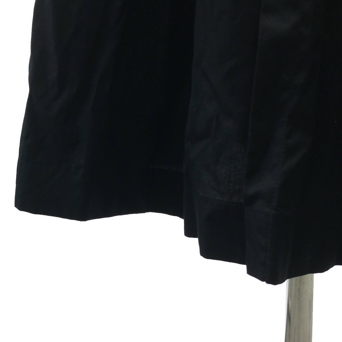 [品相良好] n​​oir kei ninomiya / Noir Kei Ninomiya | 2020春夏 | 不同材質切換仿皮褶皺寬鬆吊帶裙連身裙 | M | 黑色 | 女款