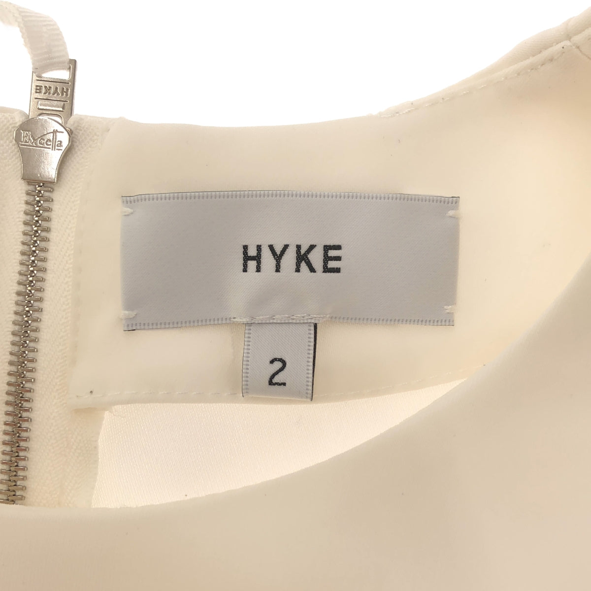 HYKE | Polyester Pullover Pocket T-Shirt | 2 | Women's