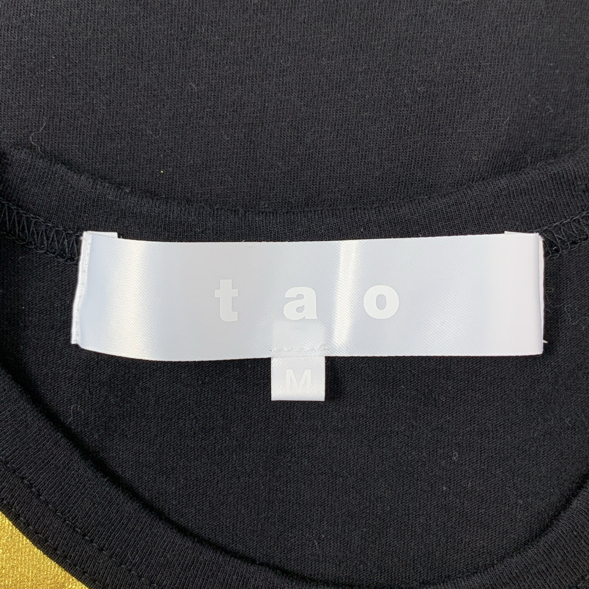 Tao COMME des GARÇONS | 2023 秋冬系列 | 金屬星星印花 T 卹 | M 碼 | 黑色/金色 | 女款