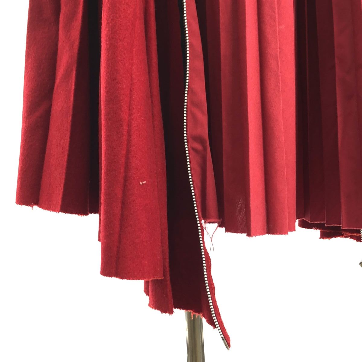 sacai / 사카이 | Zip Detail Pleated Skirt / 다른 소재 전환 주름 레이어드 스커트 | 2 | 레드 |