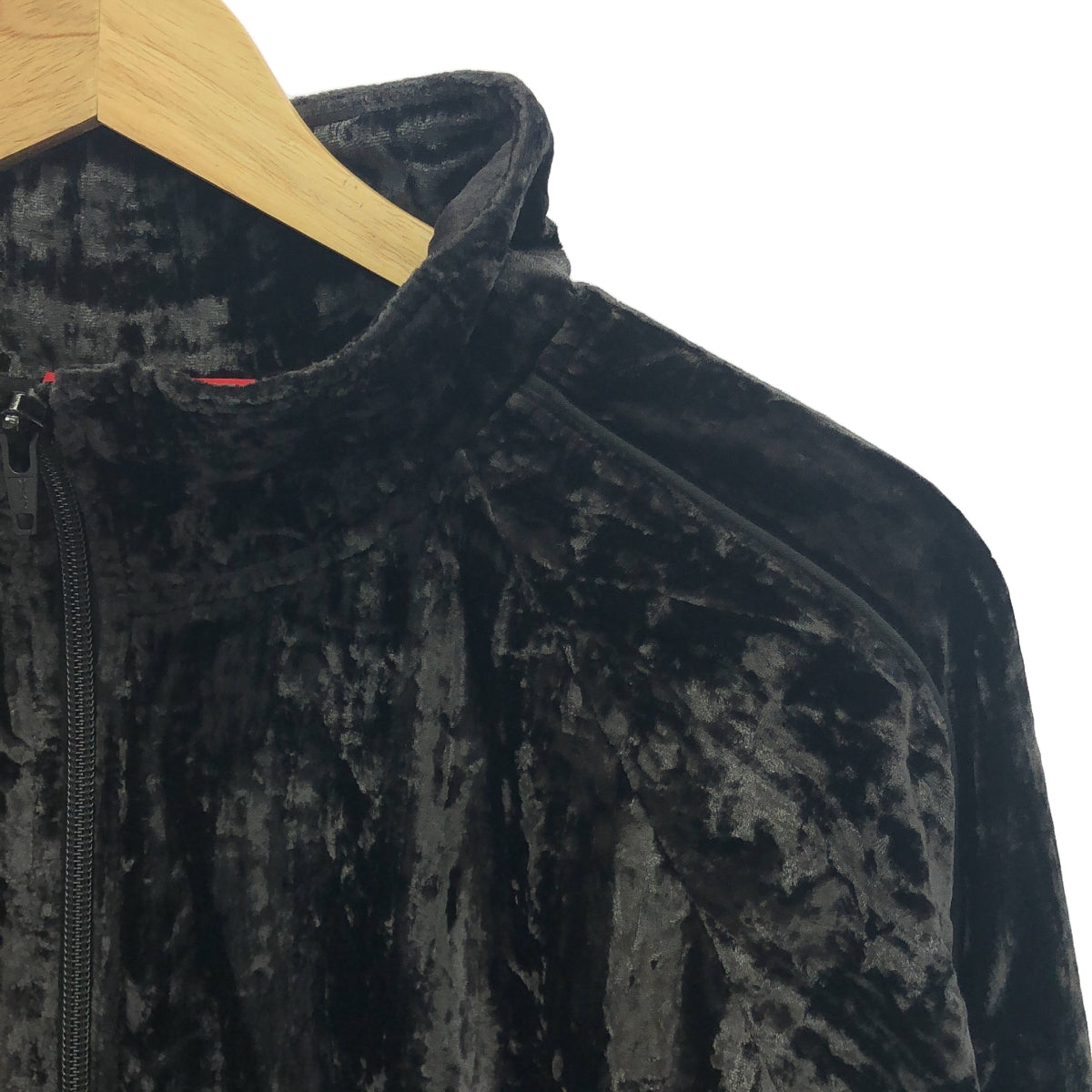 [狀況良好] SUPREME | 2023秋冬 |壓碎天鵝絨運動夾克 |加大尺碼 |黑色 |男士