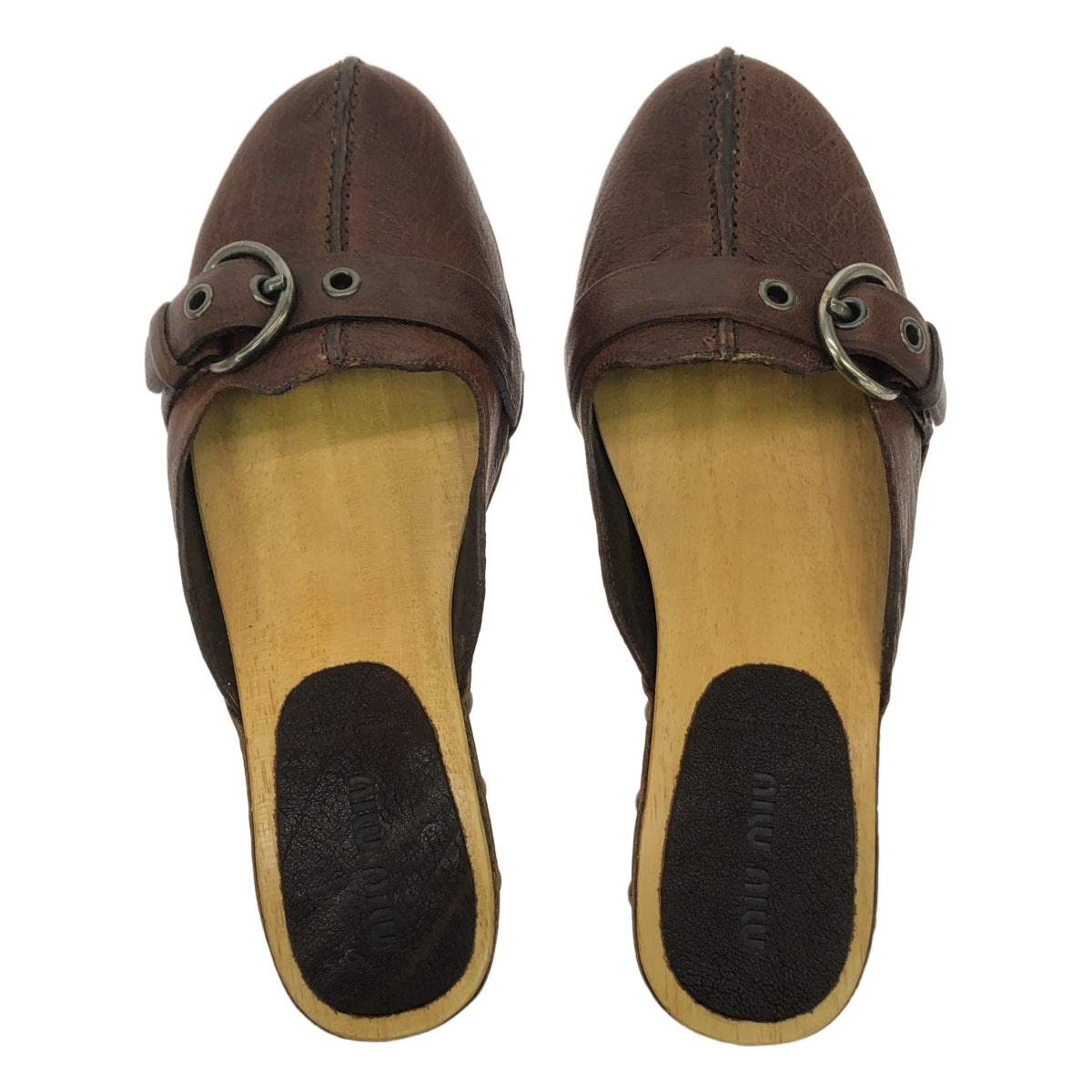 [狀況良好] miu miu | 皮革鉚釘木底木屐涼鞋 | 36 1/2 | 棕色 | 女款