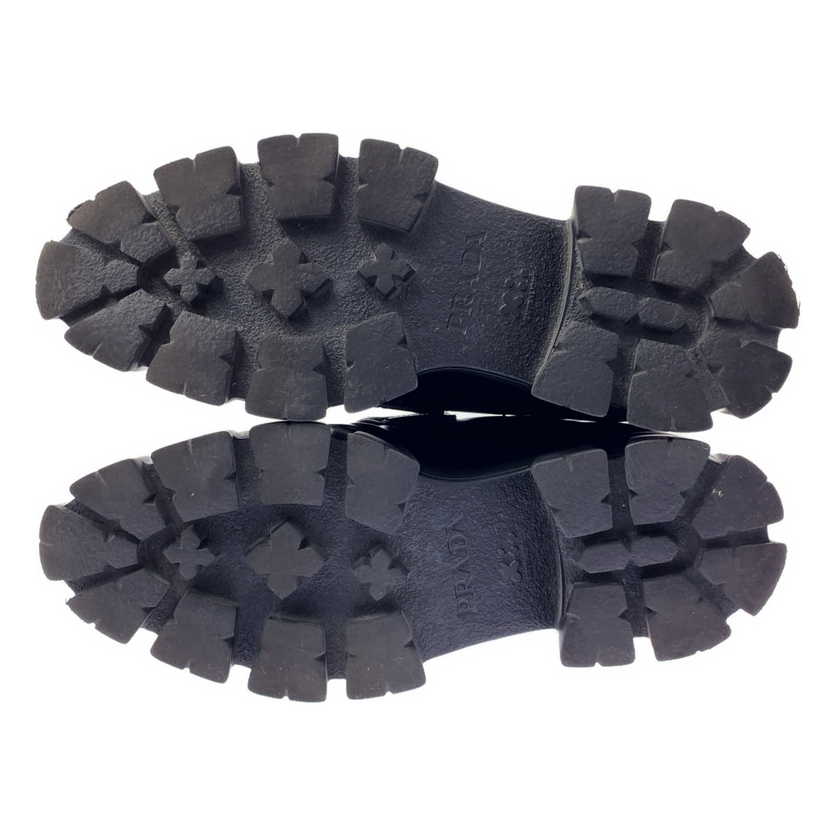 PRADA / 프라다 | 모노리스 브러쉬 가죽 포인티드 투 로퍼 | 40 |