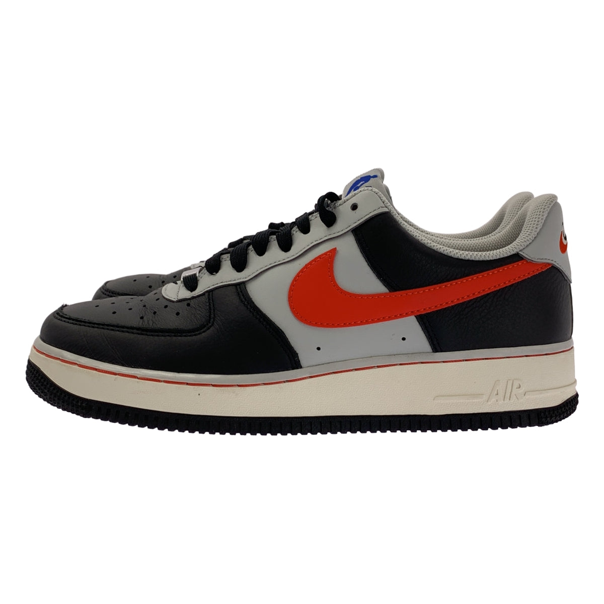 [狀況極佳] Nike | 空軍一號 '07 LV8 EMB Elevate 嵌入式運動鞋 / DC8874-001 | 尺寸 27.5 | 灰色/黑色/紅色 | 男款
