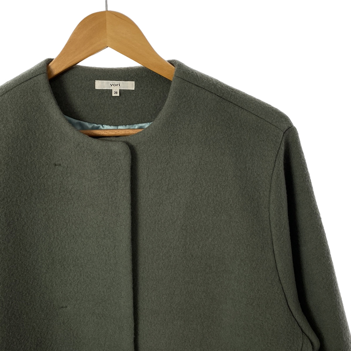 【美品】  yori / ヨリ | 2023AW | エアリーパフショートコート | 38 | モスグリーン | レディース