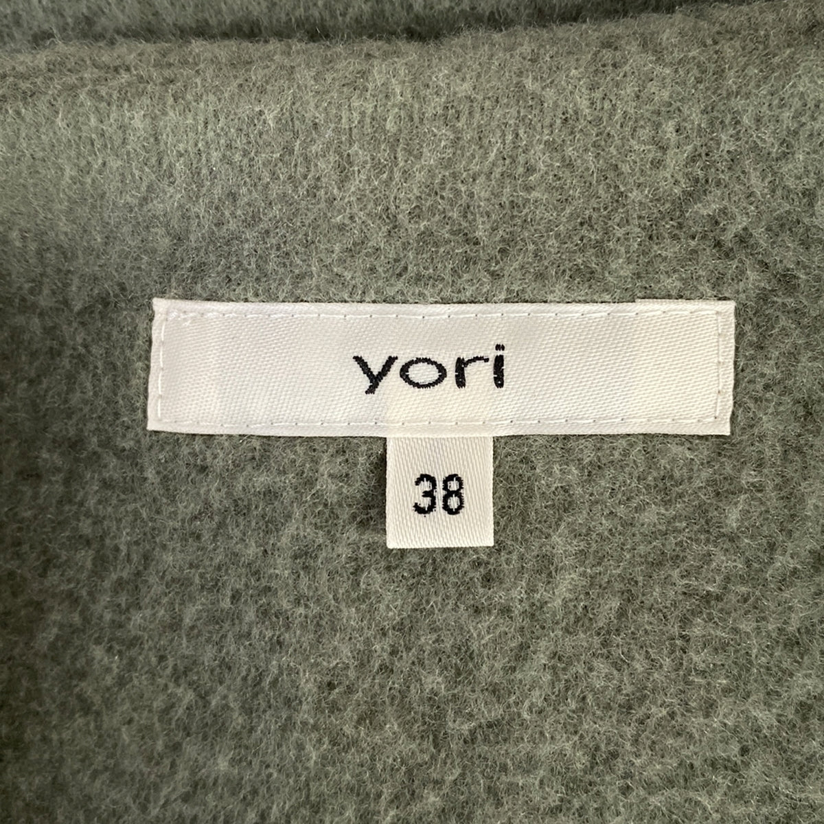 【美品】  yori / ヨリ | 2023AW | エアリーパフショートコート | 38 | モスグリーン | レディース
