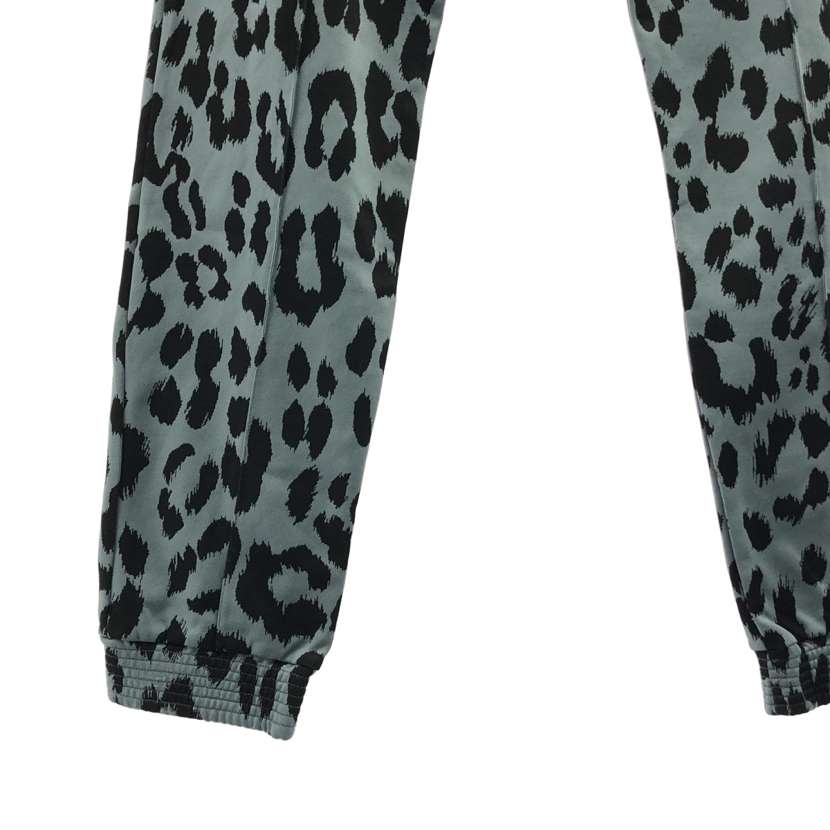 KENZO / 켄조 | 레오파드 총무늬 트럭 팬츠 | S | 회색 계열 | 남성